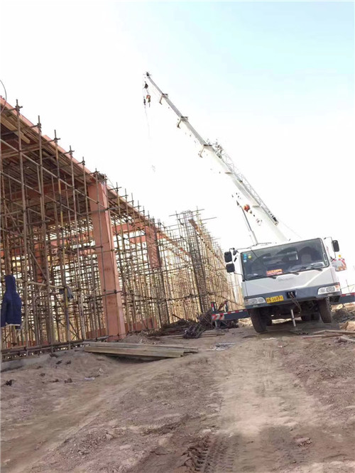 普定县25 吨、50 吨吊车怎么选？多大重量 / 半径适合对应车型？