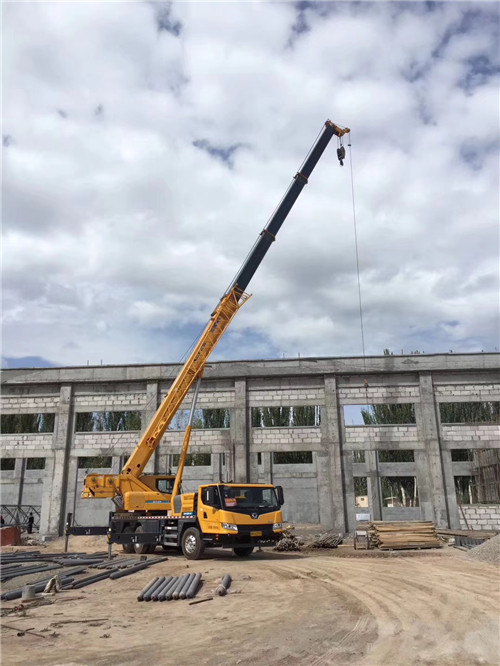 普定县吊装作业前会做设备检查吗？安全保障措施有哪些？