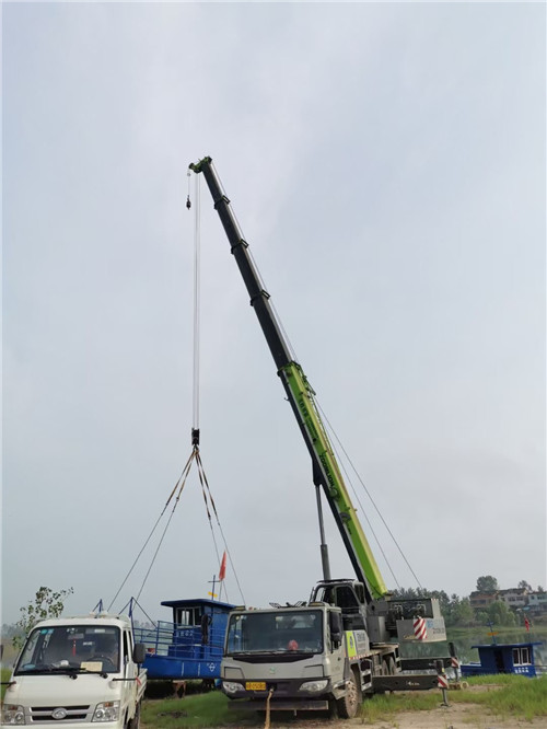 普定县桥梁建设吊装案例