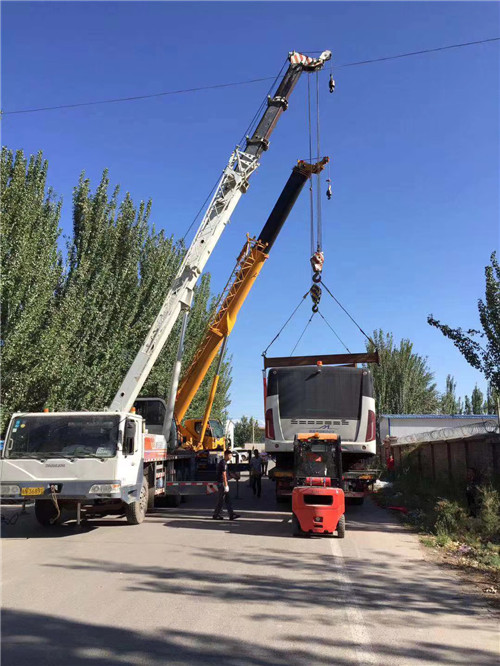 普定县港口集装箱搬运案例